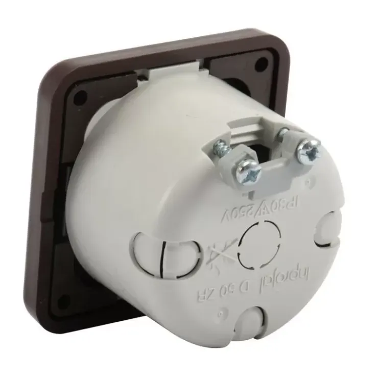 Hot CBE Prise 230 V avec couvercle Presto 10000
