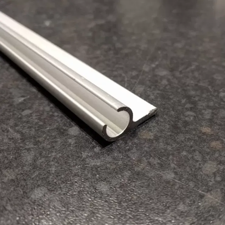 Hot Fiamma Rail Aluminium 390 cm