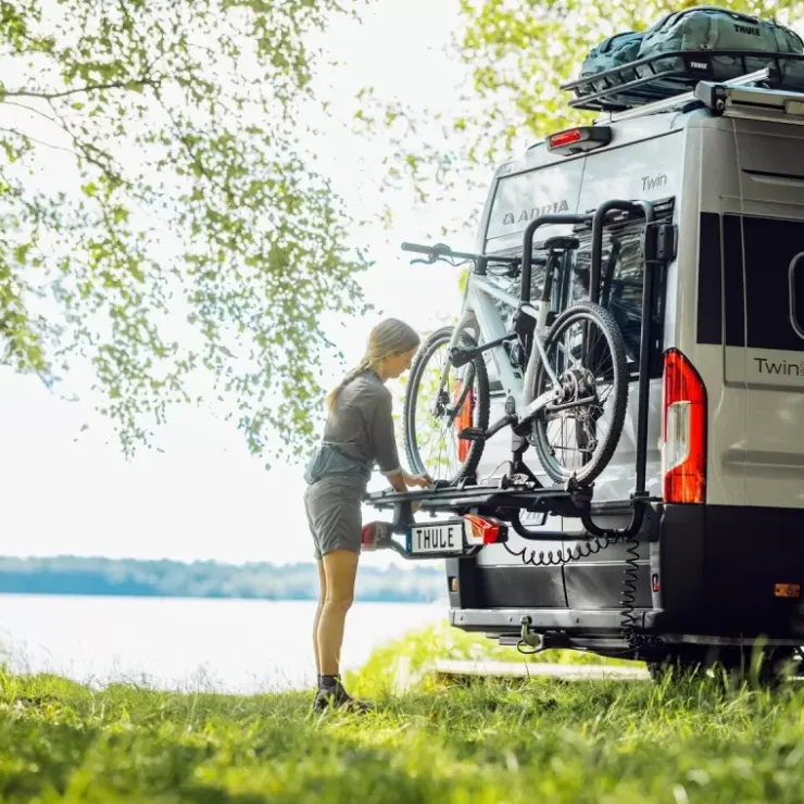 Best Thule Lightboard Van | VeloTrack