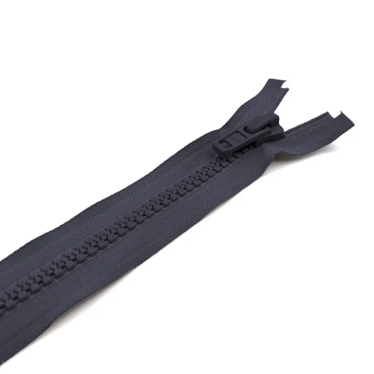 Clearance YKK Fermeture injectée 9 mm chaine 10 mm bleu marine